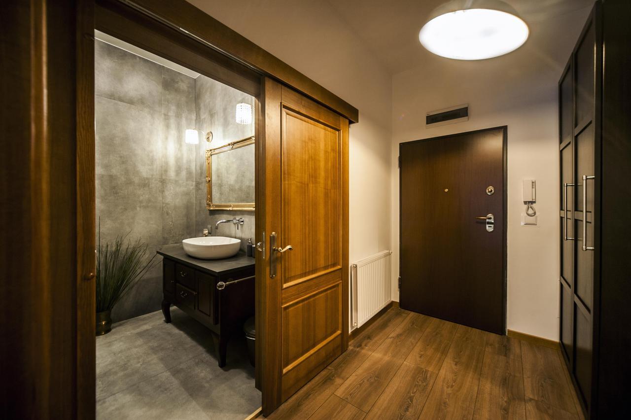 פוזנן Very Berry - Orzeszkowej 10 - Mtp Apartment, Parking, Balcony, Check In 24H מראה חיצוני תמונה